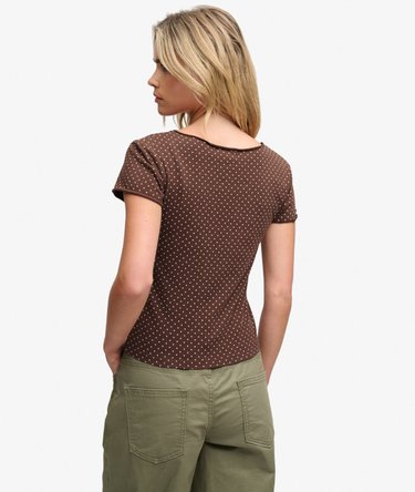 Athletic Essentials Top mit schmaler Passform Image 5
