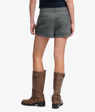 Check Hot Shorts Relaxed Pasvorm Image 3